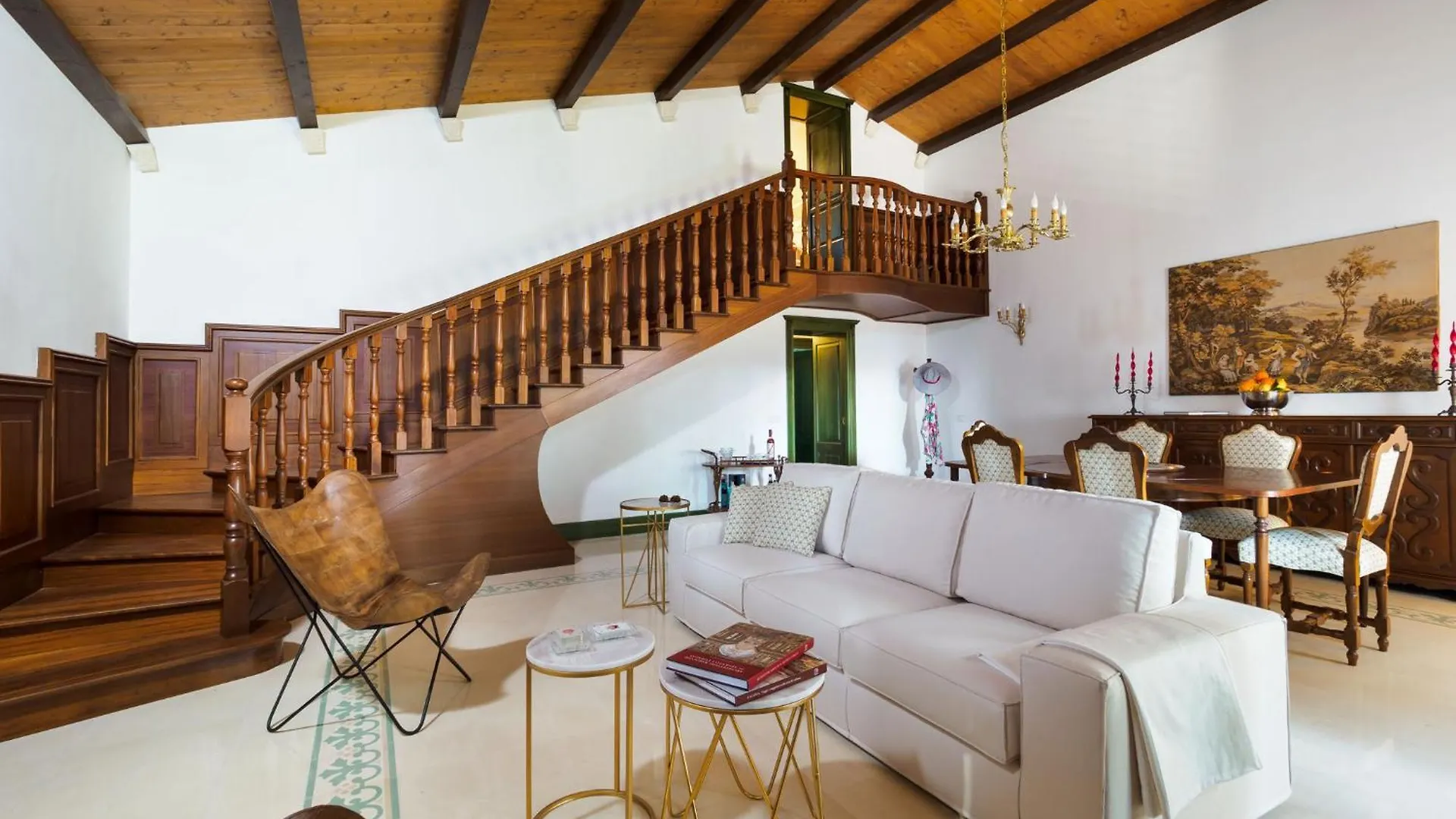 Villa Gira Sole Fontane Bianche Italia